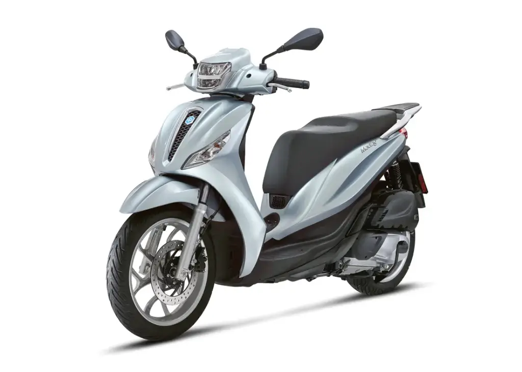 Piaggio_Medley_125_Grigio Astrale_3-4-ant-sx-1100x786.webp