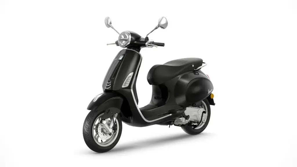 Vespa_Primavera_50_NeroConvinto_3-4-Ant-SX-1100x619.webp