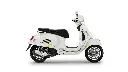 Vespa_GTS-Supertech_Bianco-Innocente_125_Lat-dx-1100x619.webp