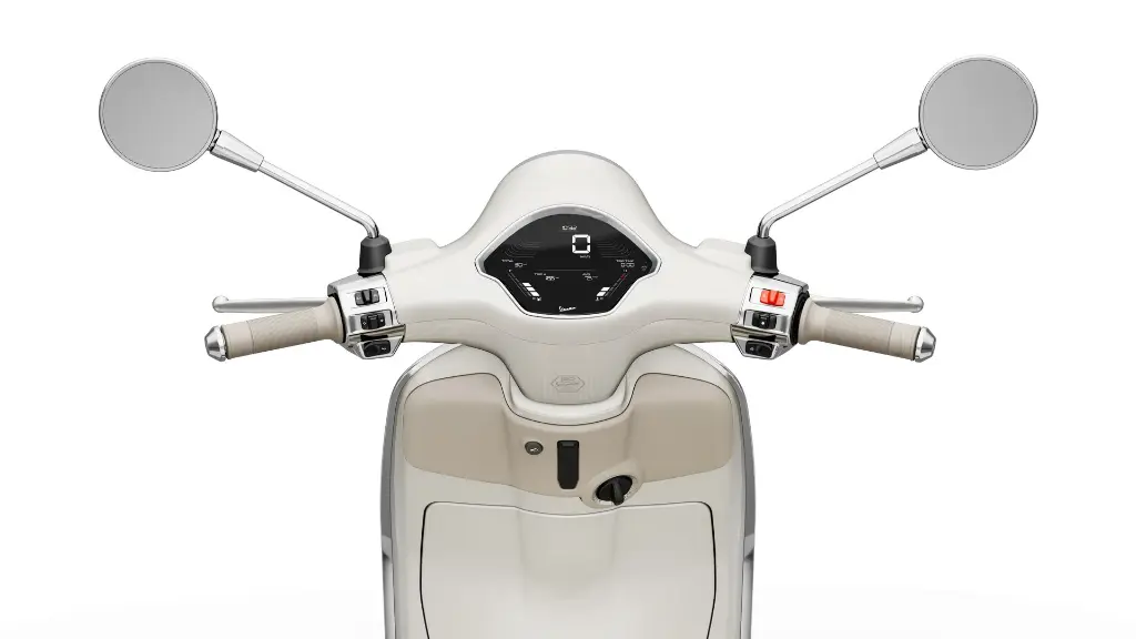 Vespa_Primavera_125_Bianco_Dashboard.webp