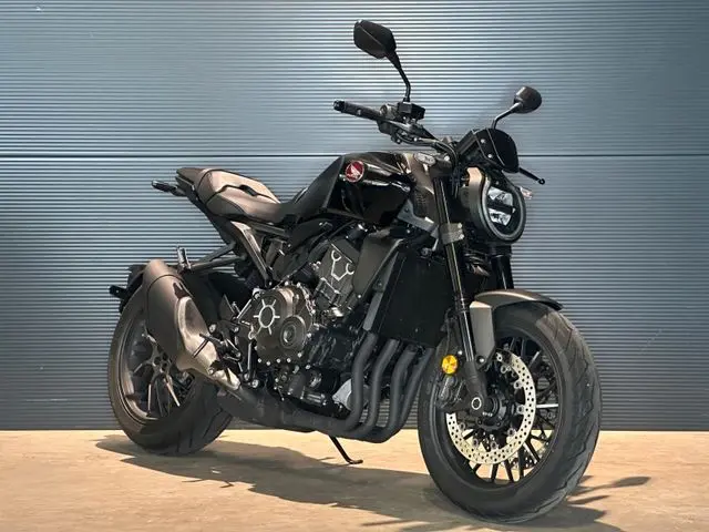 Honda CB1000R Black Edition