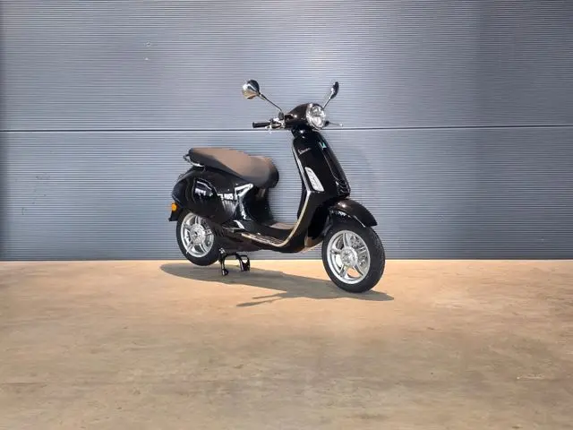 Vespa Primavera Elettrica |Elektro | 2024 | Nero