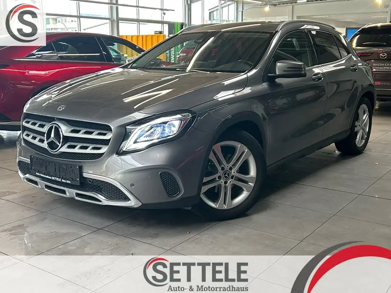 Mercedes-Benz GLA 180 Urban| LED | Memory | 360Grad Kamera