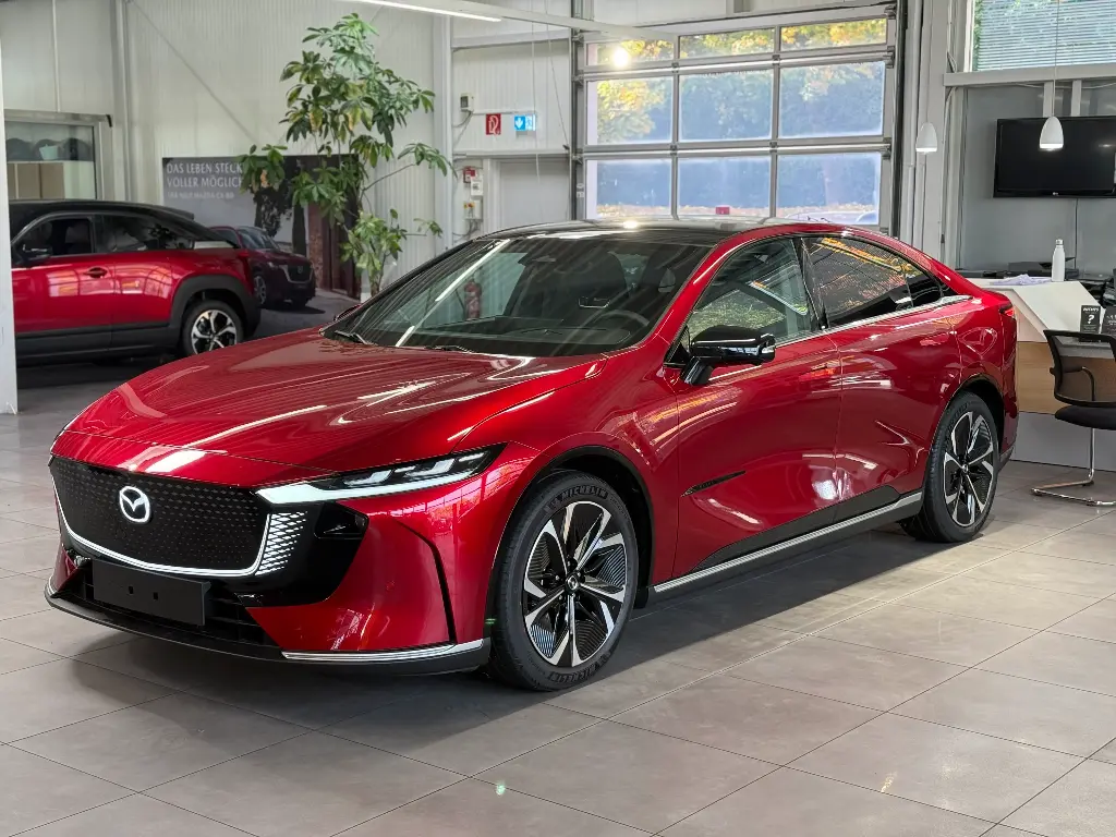 Mazda 6E EV 258ps 