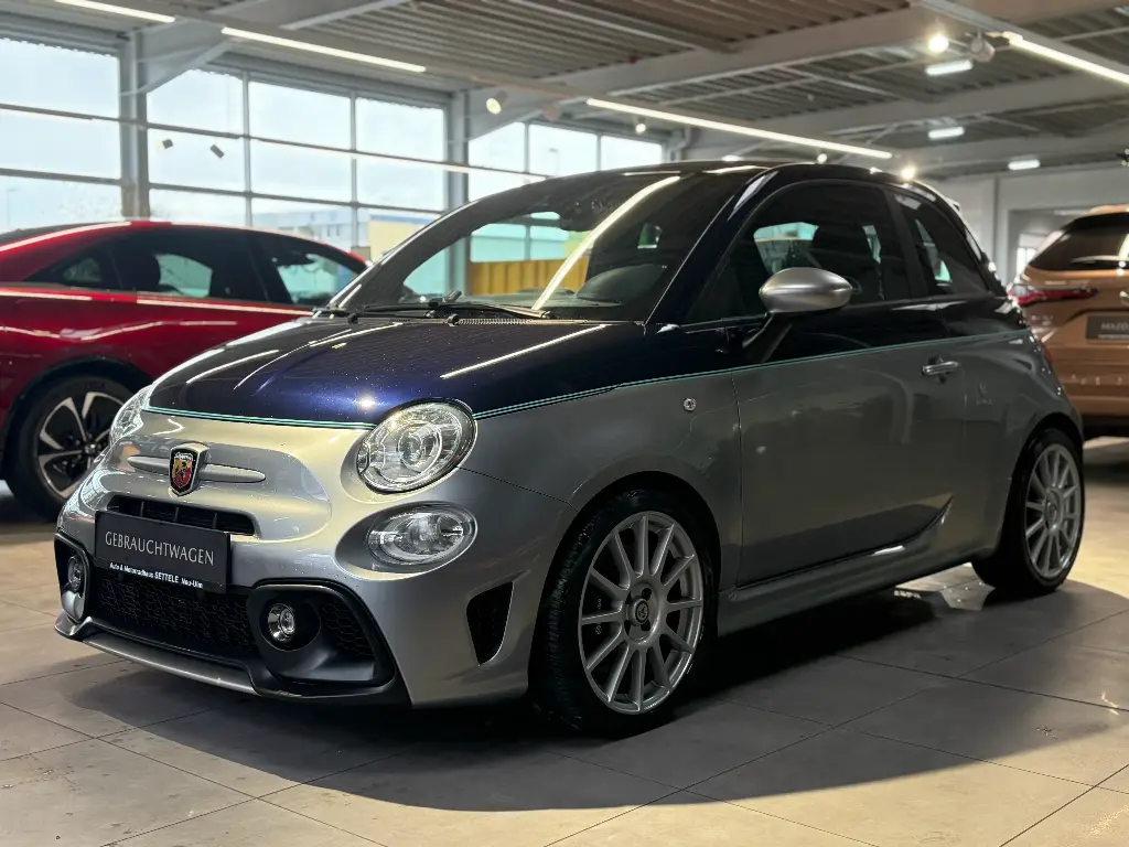 Abarth 695 Rivale BI-XENON/LEDER/KLIMA/PDC/DAB