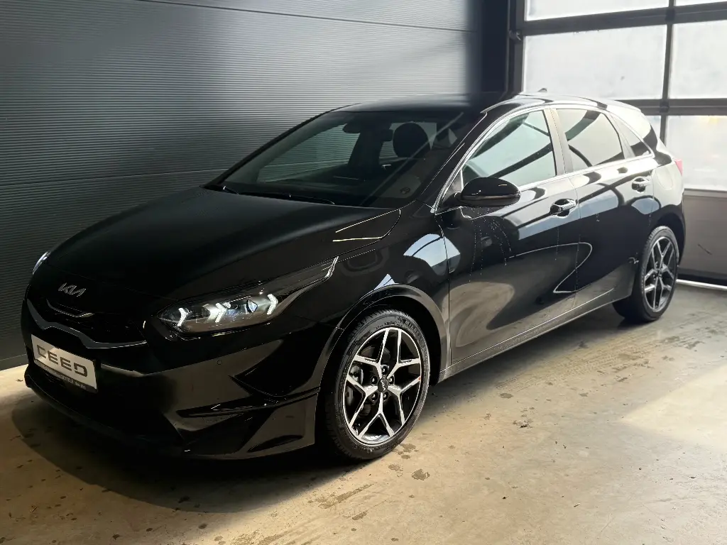 Kia Ceed Ultimate | KAM/PDC | LED | ACC | 4,79% 