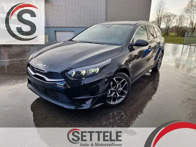 Kia Ceed SW 1.5T 48V DCT140 ULTIMATE/JBL/AHK