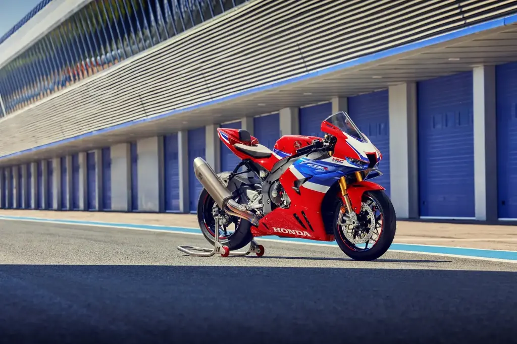 Honda CBR1000RR-R Fireblade SP | 2024 |