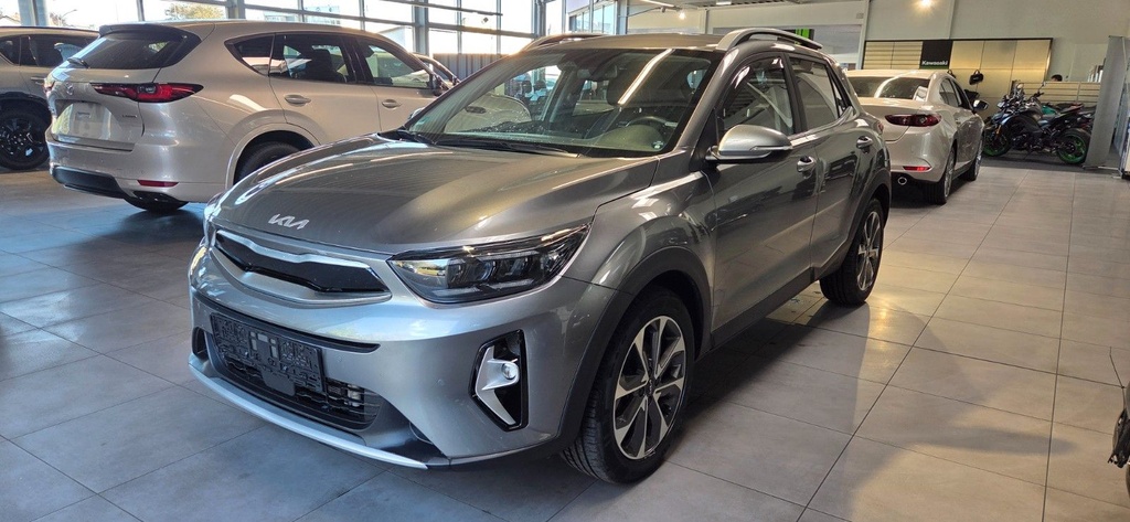 KIA Stonic Spirit AT/ NAV / KAM / SHZ / LHZ /8-Fach